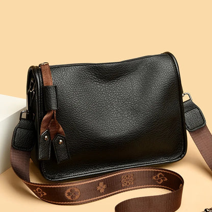 Leather shoulder bag